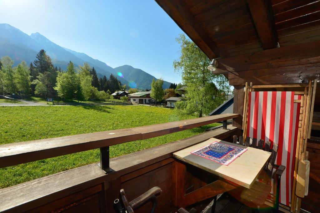 Haus Orplid Hotel Seefeld in Tirol Ruang foto